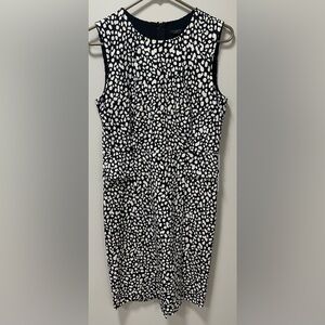 Ann Taylor size 8 black & white, animal print, sleeveless sheath dress